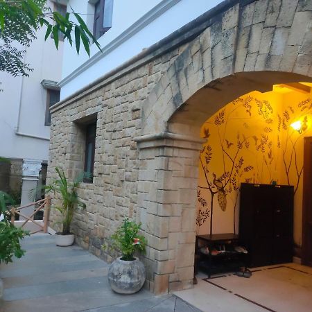 Nomads Nest Ostello Hyderabad Esterno foto