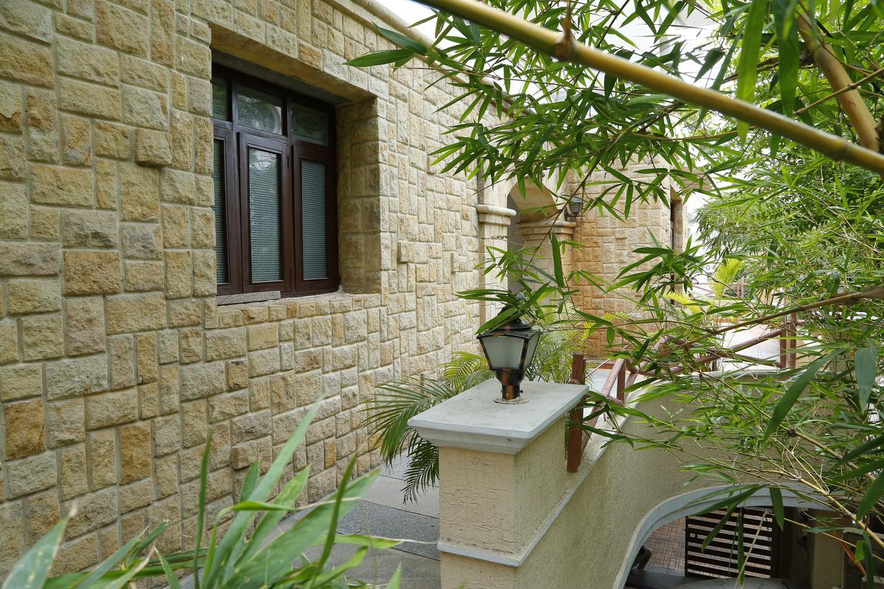 Nomads Nest Ostello Hyderabad Esterno foto